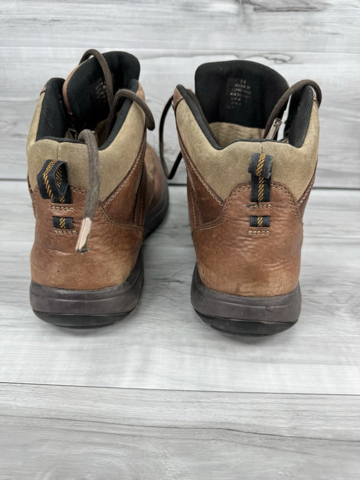 NEW BALANCE Stivali Dunham uomo Exeter Gore Tex modello 8016DBR taglia 12 B marrone