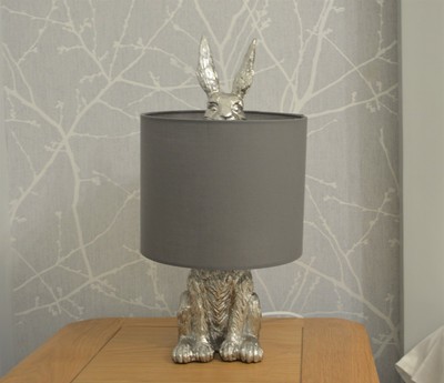 hare table lamp