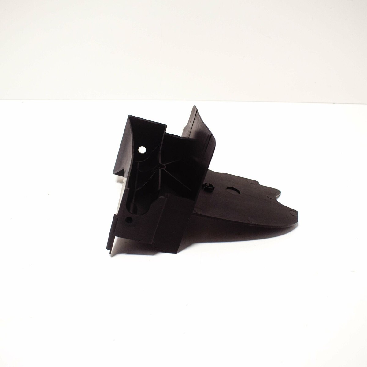 NEW MERCEDES-BENZ VITO W639 FRONT BUMPER LEFT BRACKET A6398851814