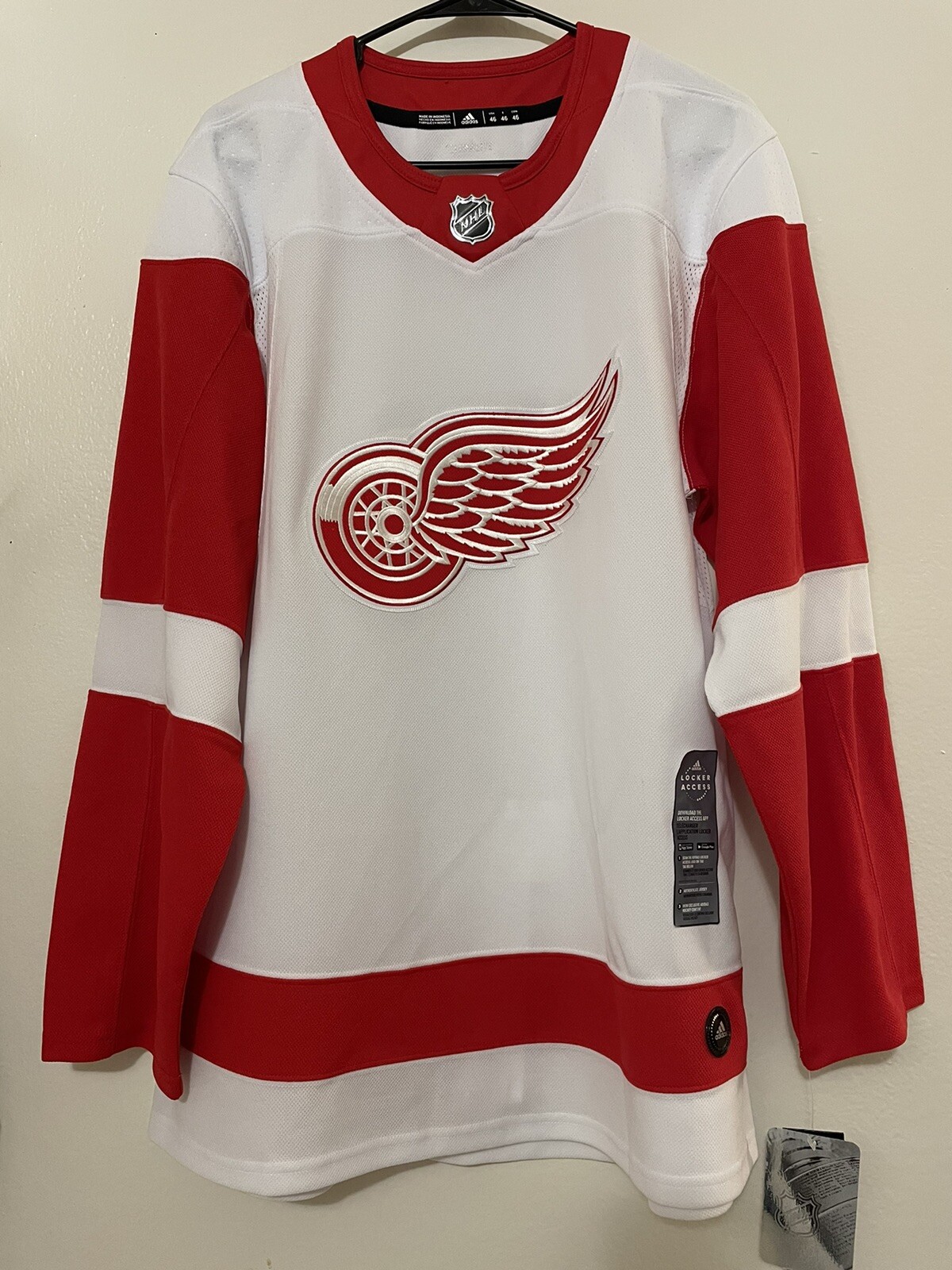 size 46 adidas hockey jersey