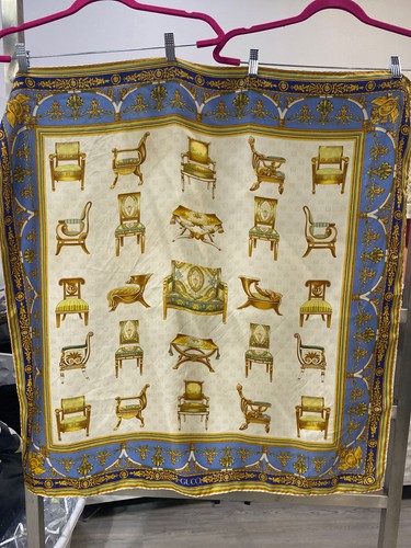 GUCCI Large Scarf Logo Border pattern Gold 86x86cm Vintage