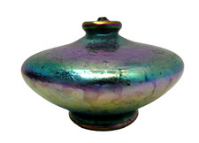 VINTAGE IRIDESCENT LUSTRE GLASS ORNATE LAMP OIL LANTERN