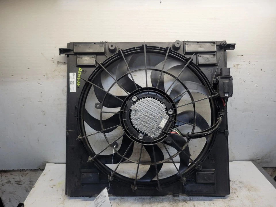 Conjunto de ventilador de motor de ventilador de radiador 600 watts compatível com 19-23 BMW X4 1691425 - Imagem 4 de 4