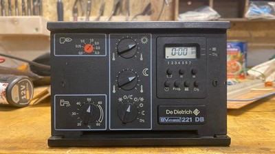 De Dietrich SV-Matic 221 DB Heizungssteuerung Regelung (Display geprüft) VB