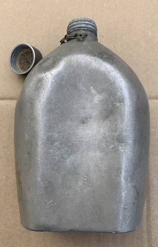 Original WWI US Canteen 1918 Dated