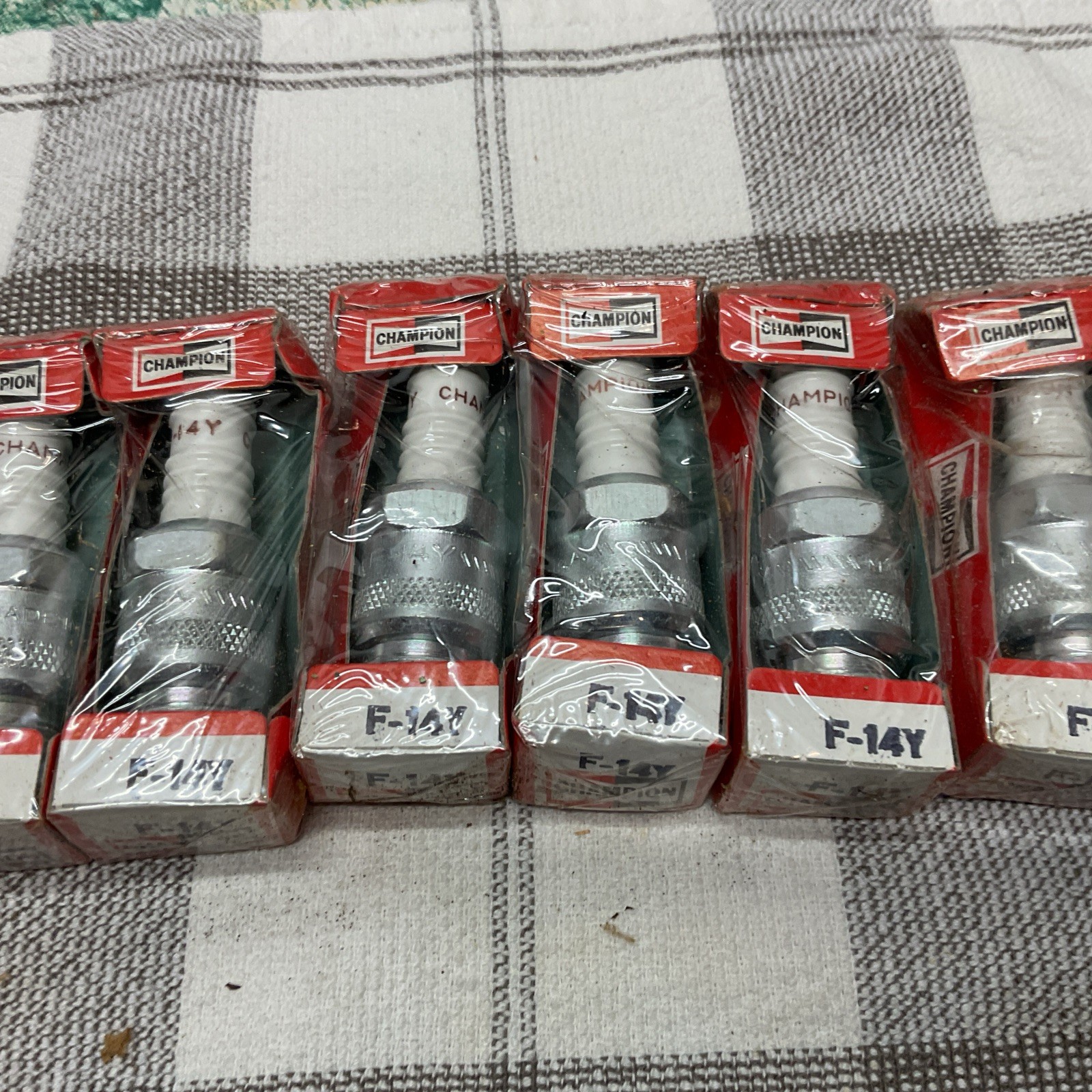 NOS Set of 6 Champion F-14Y Spark Plugs Ford Falcon Thunderbird Lincoln Comet