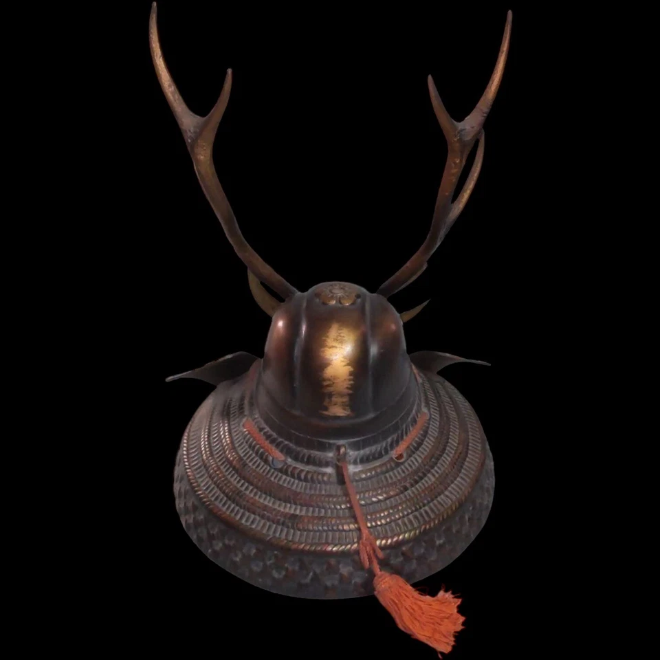 Antiguo casco samurai japonés Kabuto Dragon Armadura Yoroi insostenible Foto 3 de 4