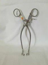 V. Mueller RH2650 McCabe Antral Retractor Surgical Tool MJ2
