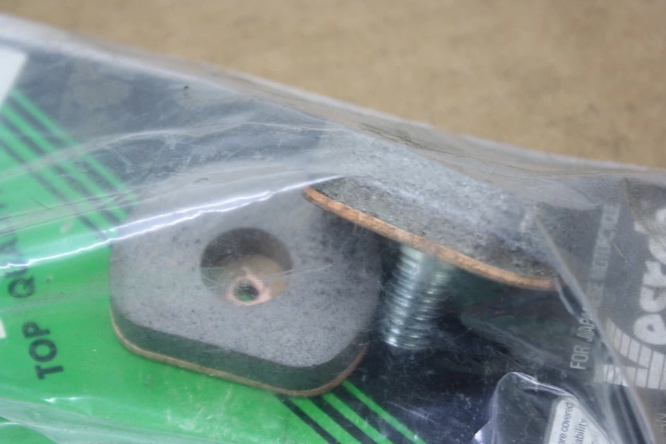 Pastillas de freno delanteras Ski-Doo Alpine II 496 1988-1995 VESRAH METAL Foto 3 de 4