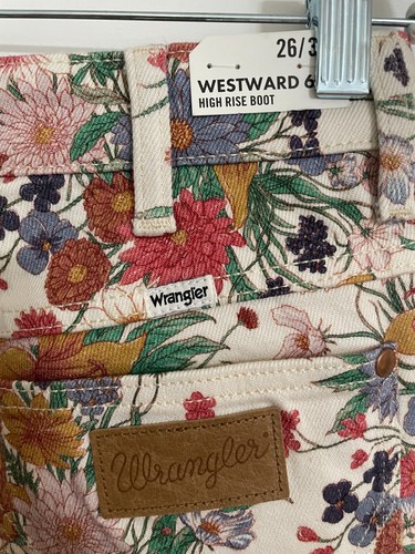 Free People x Wrangler Westward High-Rise Flare Jeans in Flora Sz W26 L34 - Picture 17 of 18