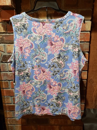 TALBOTS-2X-Blue with Pink Paisley Sleeveless, V-neck Top - Picture 11 of 11