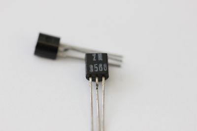 Transistor Siemens BF961 - Ancien Stock Neuf (NOS) - 1 Pièce - Ref. C249U16F090414