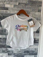 Girl/Kid NORTH FACE NWT Short Sleeve T-Shirt-Outdoors Together-White-M 8-10