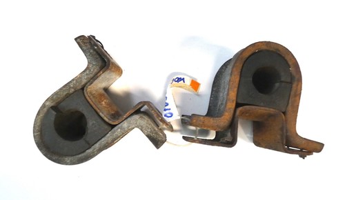 VOLVO 262C Coupe Bertone 1229389 Stabilisatorlager Halter