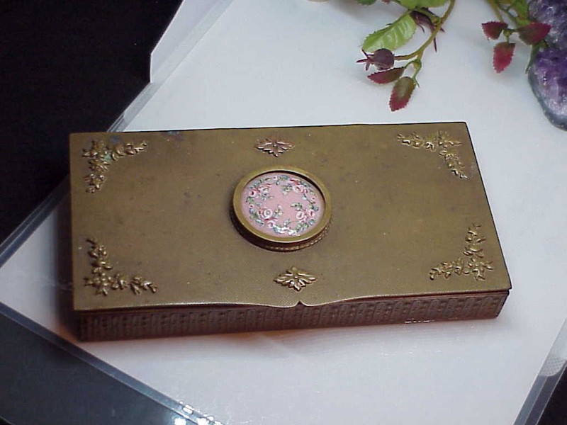 ANTIQUE CHINESE CLOISONNE ENAMEL BRASS HUMIDOR CIGARETTE BOX Pink Floral Insert