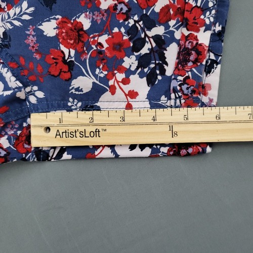 Bandolino Shorts Womens 14 High Rise Chino 5.5" Inseam Twill Floral Red Blue - Picture 6 of 12