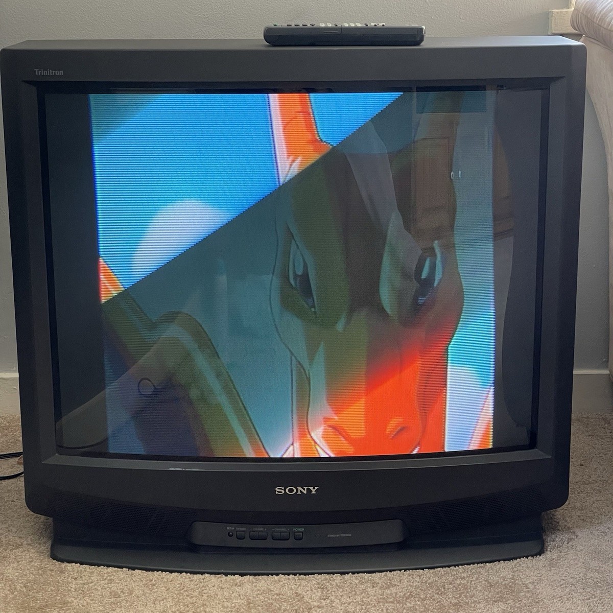 Vintage Sony Trinitron 32” Model KV-32S20 With Remote, Great For