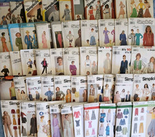 Lot of 50 Sewing Patterns Simplicity Mixed Si...
