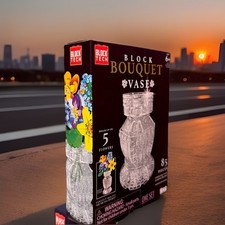 Block Tech Bouquet Vase 85 Pieces Crytsal Bui...