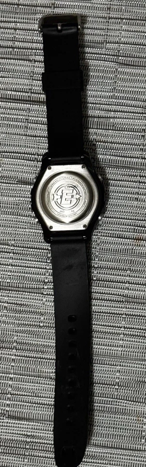 Reloj brújula digital Timex Expedition - Indiglo, WR 100M - probado Foto 3 de 4