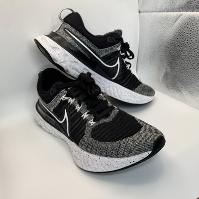 Nike React Infinity Flyknit Men s 8.5 Running Shoes Black White Pre owned