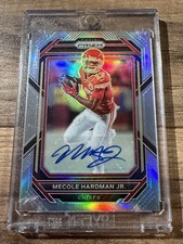 2022 Panini Prizm Silver Prizm Auto Mecole Hardman Jr #143 Auto Football Card 