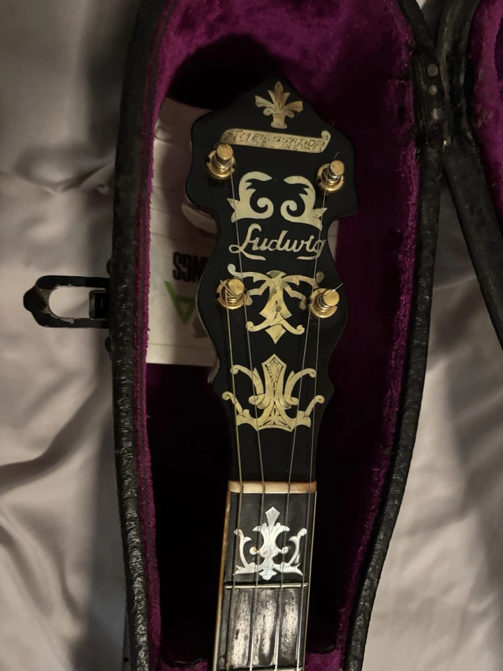 Banjo tenor Ludwig Ambassador chapado en oro King Crowns Foto 4 de 4