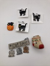 Lot Of 6 Cat Pins Stocking Hallmark-Moves , Pumpkin, Black Cats, Cat Lover