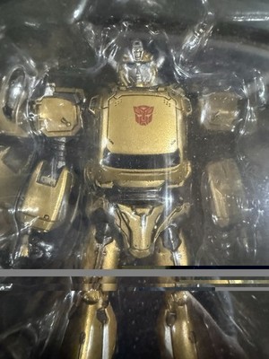 ThreeZero Transformers Bumblebee MDLX Gold Limited Edition