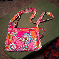 Vera Bradley Pink Multicolor Paisley Zip Crossbody Bag w/ Pouch Pockets