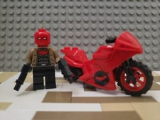 LEGO Red Hood Minifigure w/ Motorcycle - 76055 DC Batman -  Sewer Smash