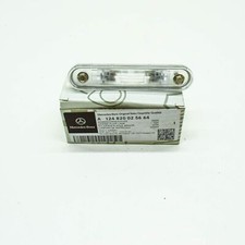 Neue MERCEDES-BENZ C W202 Kennzeichenleuchte A124820025664 Neue MERCEDES-BENZ C W202 Kennzeichenleuchte A124820025664