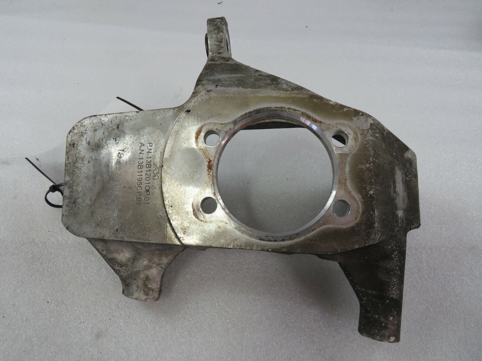 McLaren 570S LH, Left, Front Spindle Knuckle, P/N 11B0033CP