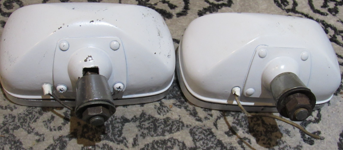 Vintage Pair of Fog Lights Aris # 1049/SAE F3 Original From Japan