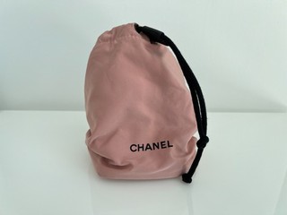 Borsa Chanel con coulisse trucco toilette rosa usata ottima