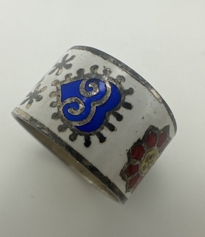 Siam Sterling Silver White Enamel Cigar Band Ring 4.5 White Floral Red Blue Vtg