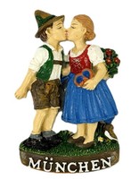 Magnet Polyresin KüHlschrankmagnet Souvenir Mitbringsel Trachtenpaar Verliebt -