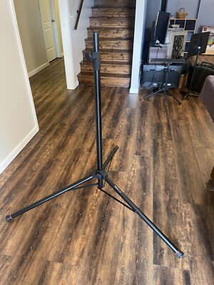 Gator Frameworks Deluxe Aluminum Speaker Stand, Pair