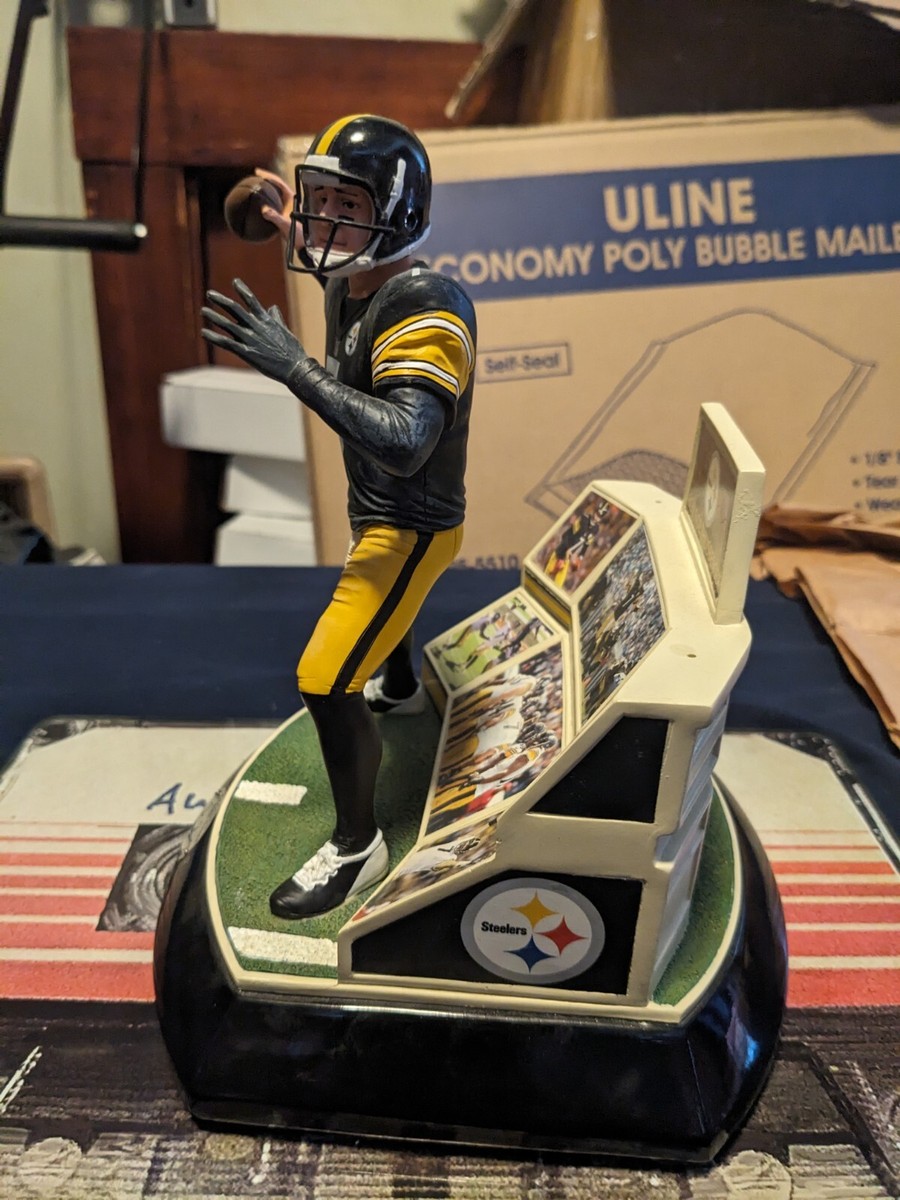 Ben Roethlisberger hawthorne village Legends of Game statue