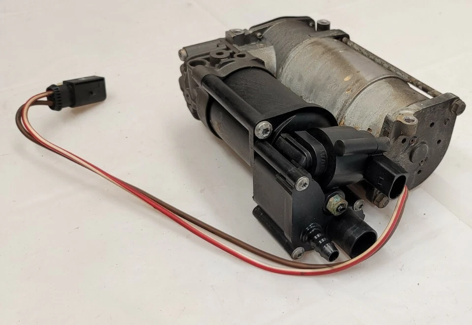 宝马 F11 F07 F01 F02 压缩机空气供应系统泵空气悬架 6789450 — 第 3/4 张图片