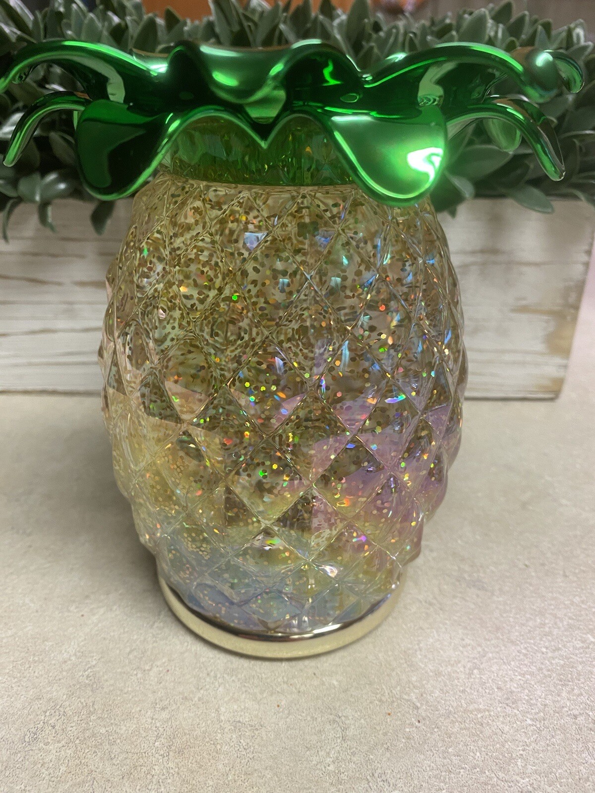 Bath & Body Works Single Wick Pineapple Globe Candle Holder Lights Up