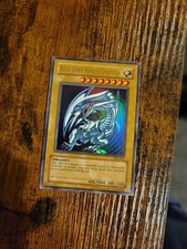 Blue-Eyes White Dragon [1st Edition] SDK-001 Prices | YuGiOh Starter Deck:  Kaiba | YuGiOh Cards