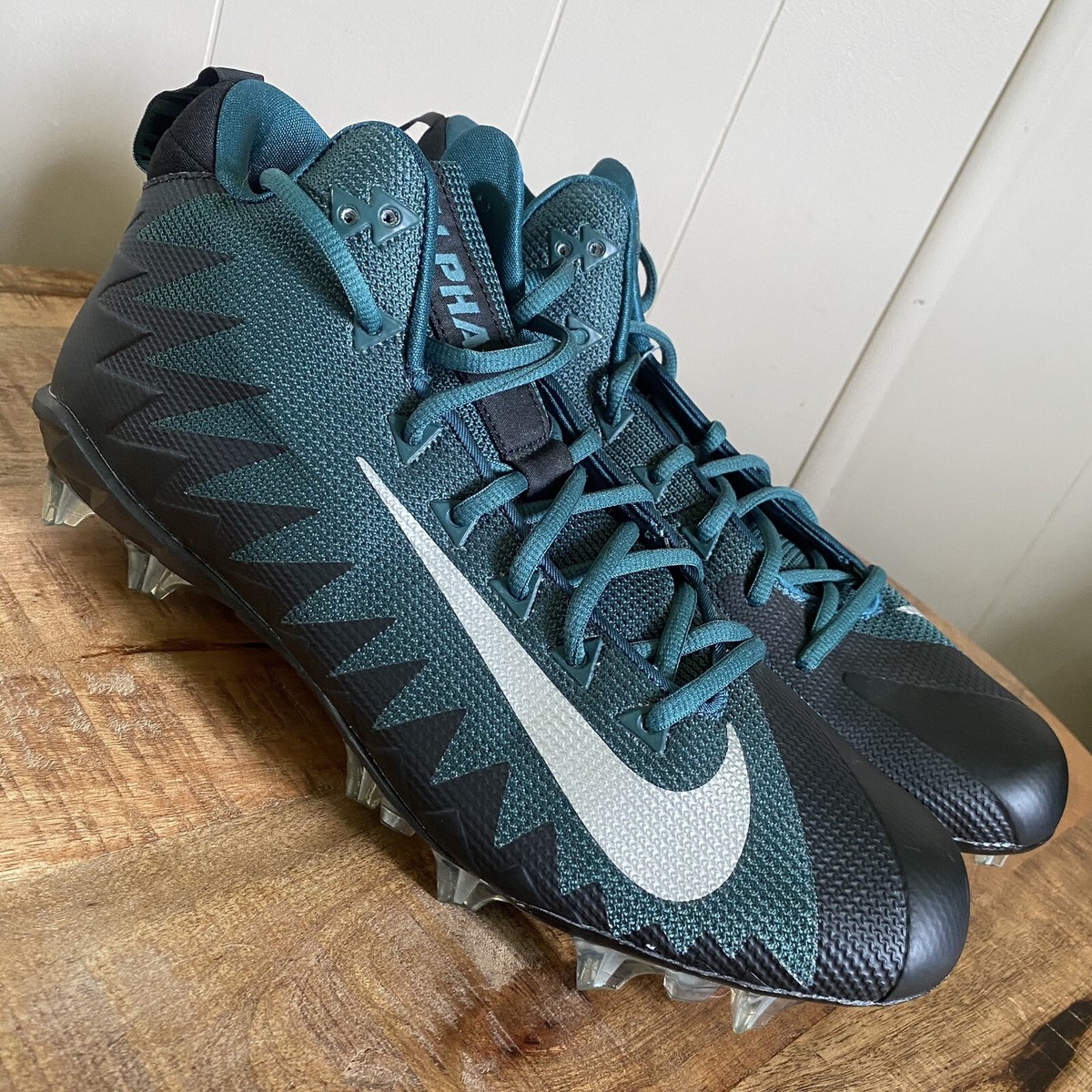 Nike Alpha Menace Elite Size 13 Football Cleats Philadelphia