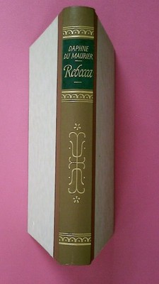 264140 DAPHNE DU. MAURIER REBECCA. HC