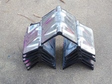 (13) Protector de esquina de acero con goma para remolque de plataforma de carga cadena plataforma