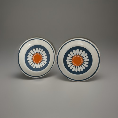Vintage MCM Turi Design Daisy 8”Flint F/F Norway 1960s Set Of 2