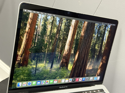 Apple MacBook Pro 13 13.3 in 2018 Silver/Intel Core i5 8th Gen