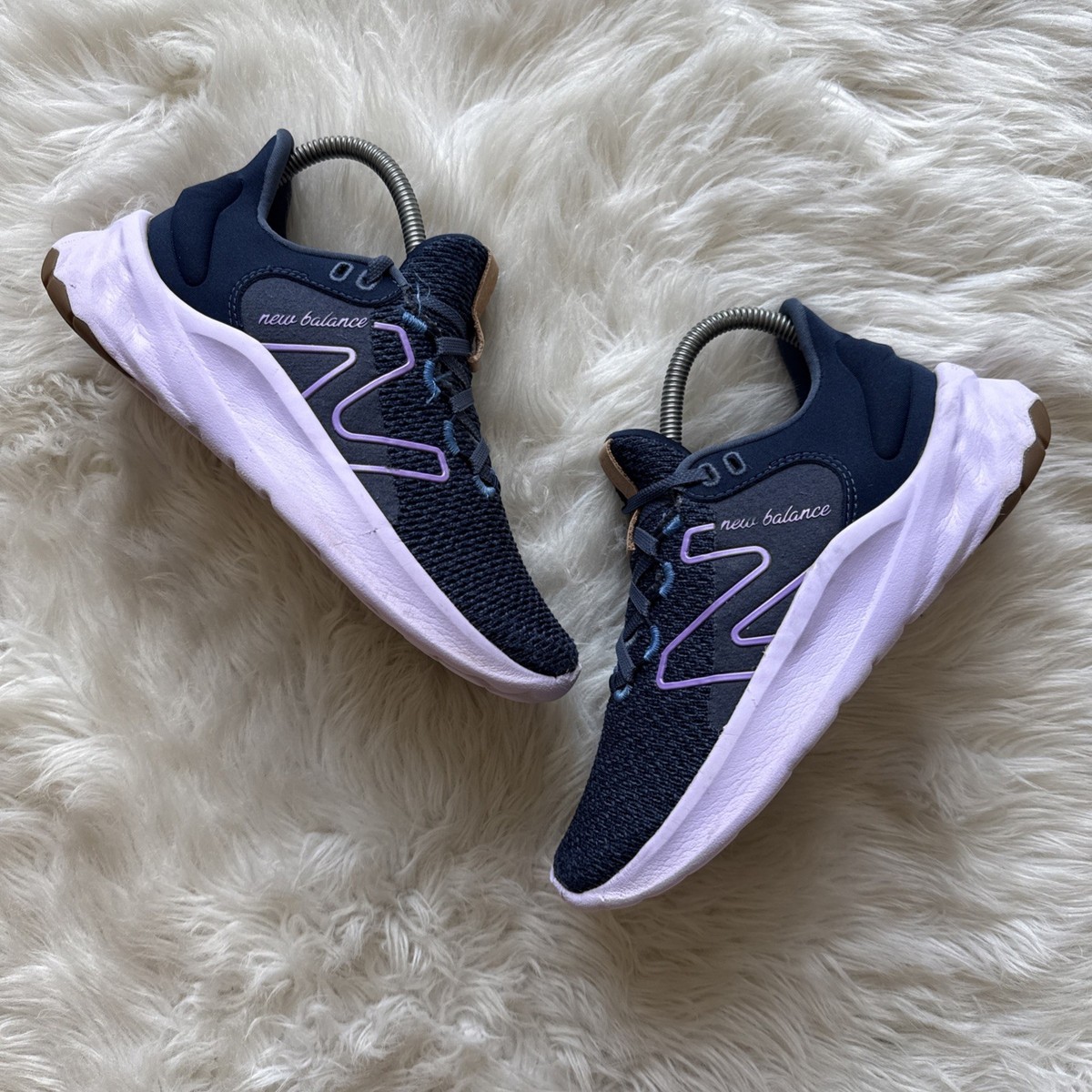 new balance fresh foam roav trainers