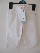 Joli short blanc 3-4 ans de marque Tu