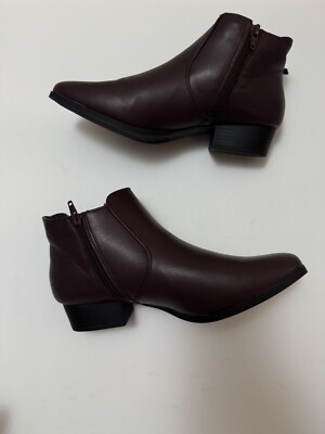 New Croft & Barrow Women's Batter Ankle Boots in Wine Womens Size 9 New